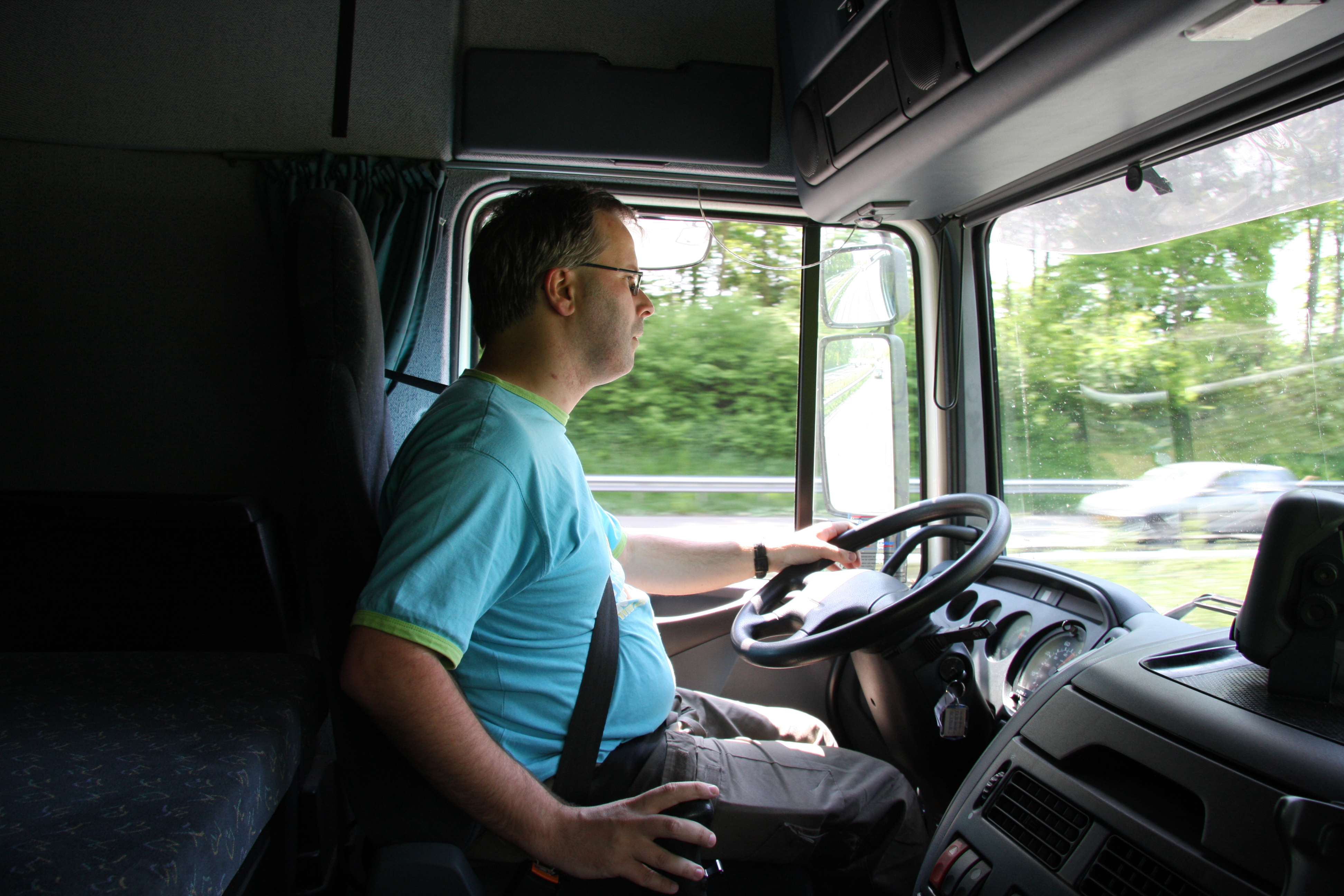 How to Start A Business in Truck Driving