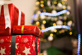 When Holiday Gifts Can be Deductible or Taxable